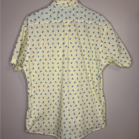 IZOD Pineapple Print Short Sleeve Button Down Shirt Yellow Men’s XL - Picture 2 of 4